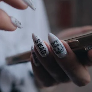 CC Moon Nails & Spa gallery